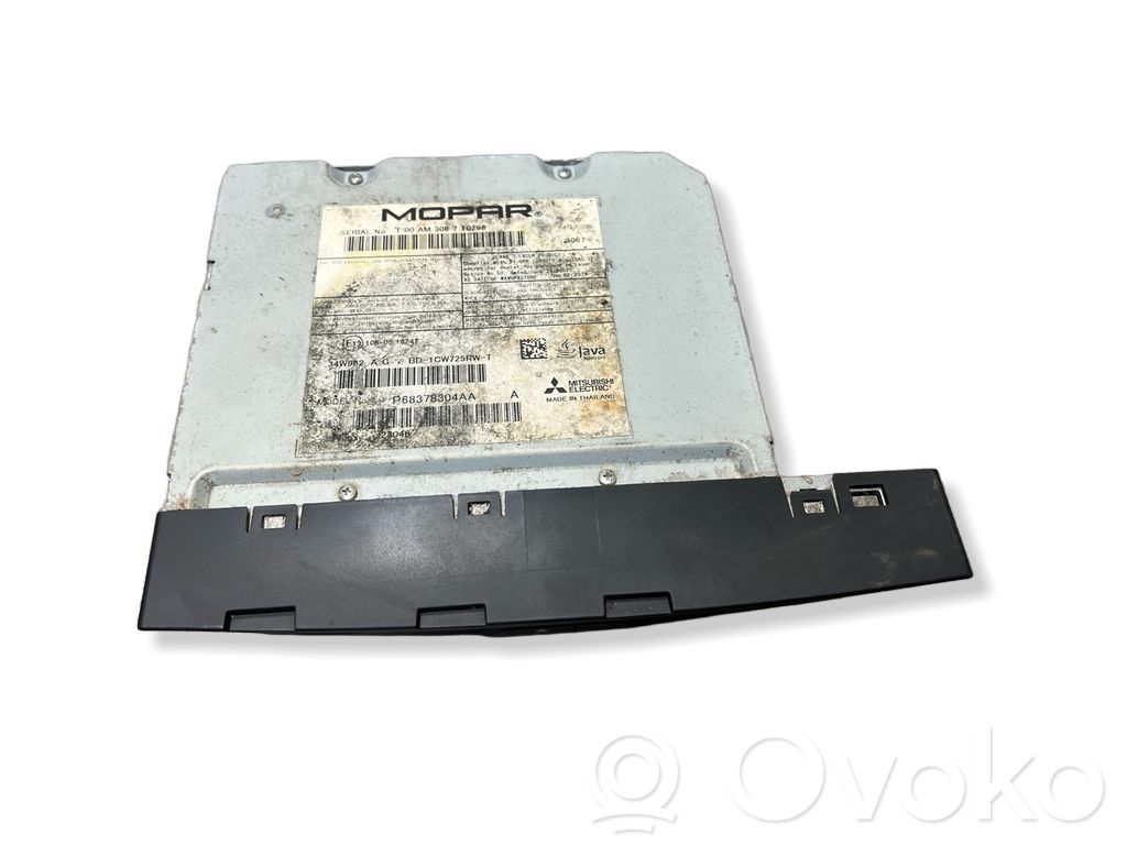 Panel / Radioodtwarzacz CD/DVD/GPS   P68378304AA,BD1CW725RWT,34W982
