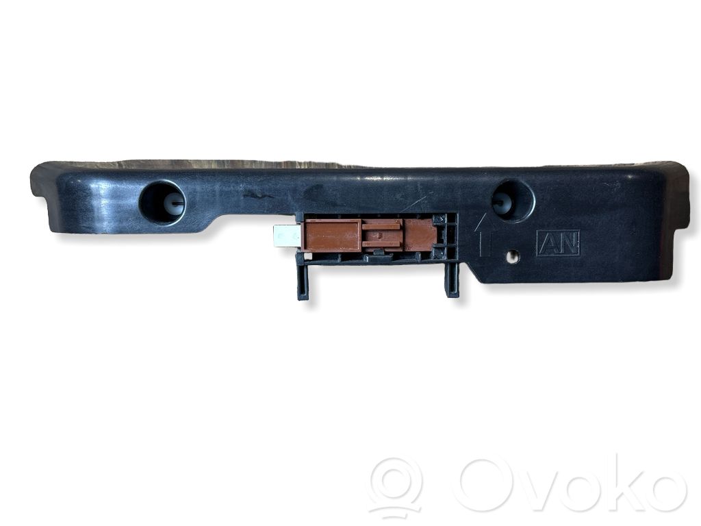 Antenne des Keyless-Systems   98233AN00A