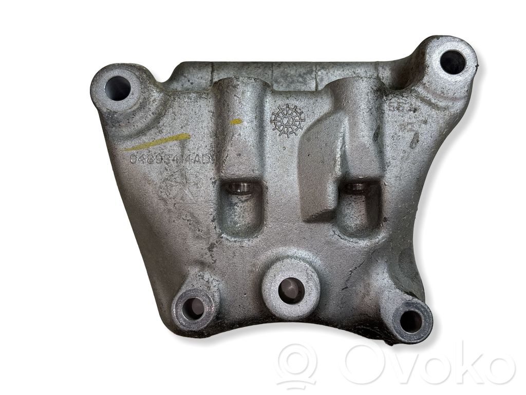 Chrysler Pacifica Engine mounting bracket 