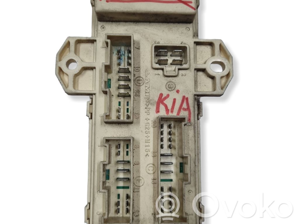 KIA Carnival Módulo de fusible 
