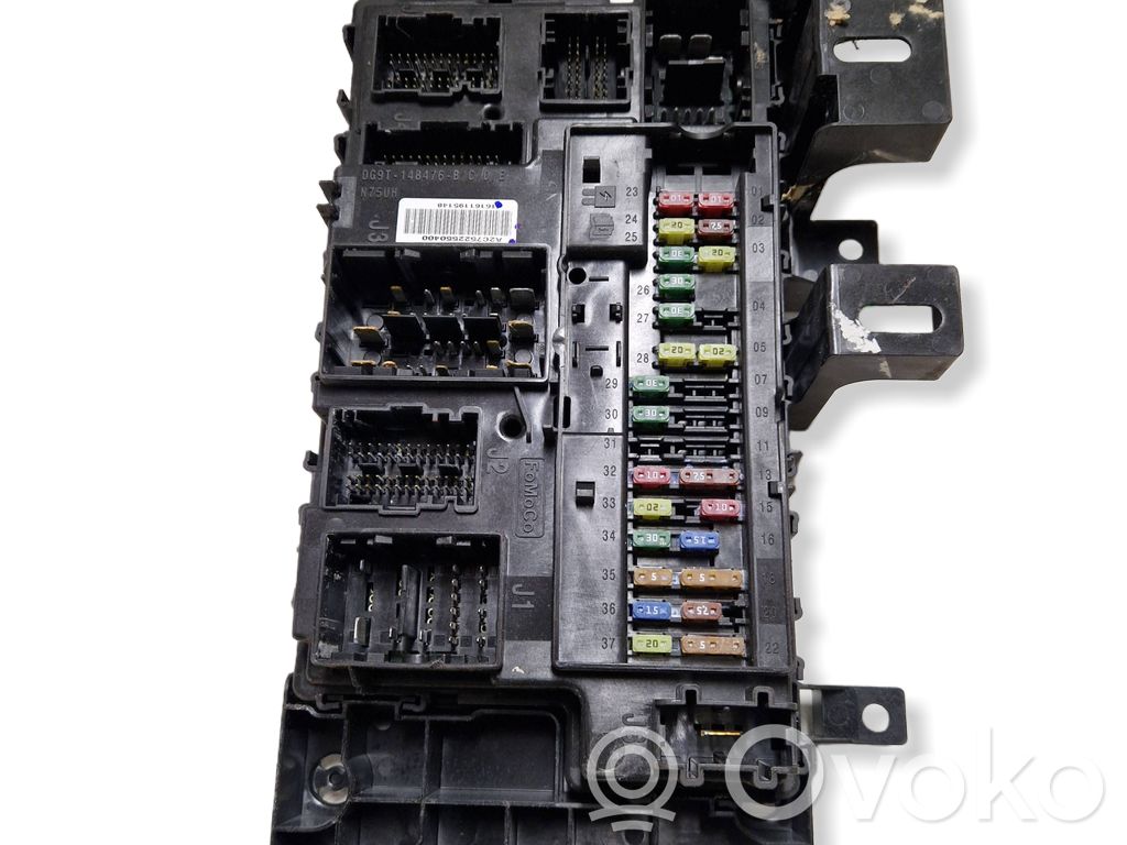 Ford Mustang VI Sulakemoduuli 