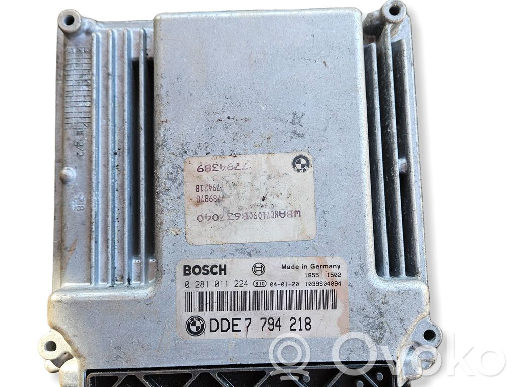BMW 5 E60 E61 Variklio valdymo blokas 