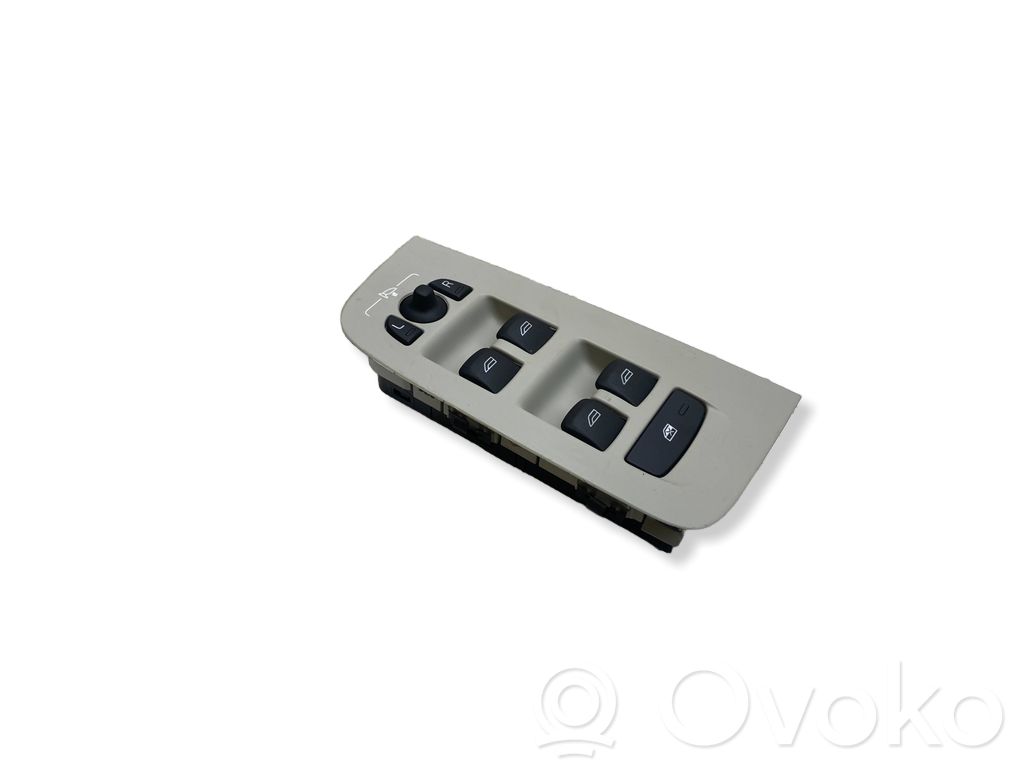 Volvo XC90 Electric window control switch 