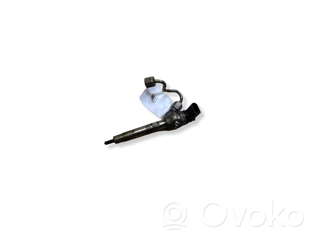 Inyector de combustible   8579236,0445111009