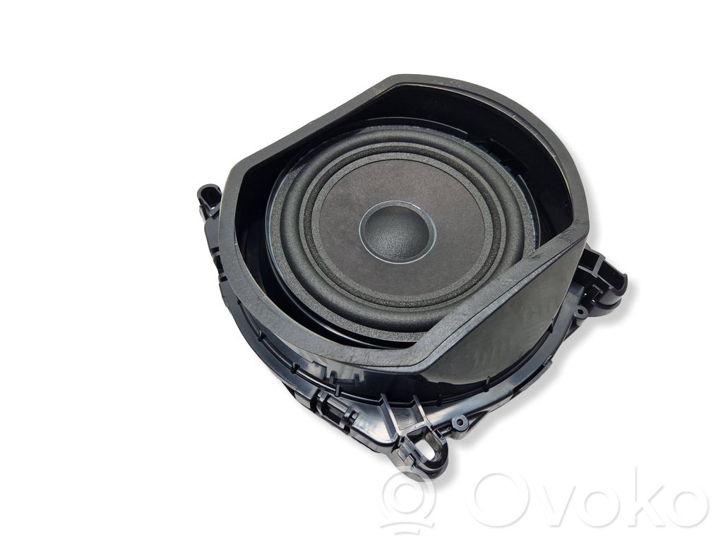 BMW X3 F25 Subwoofer 
