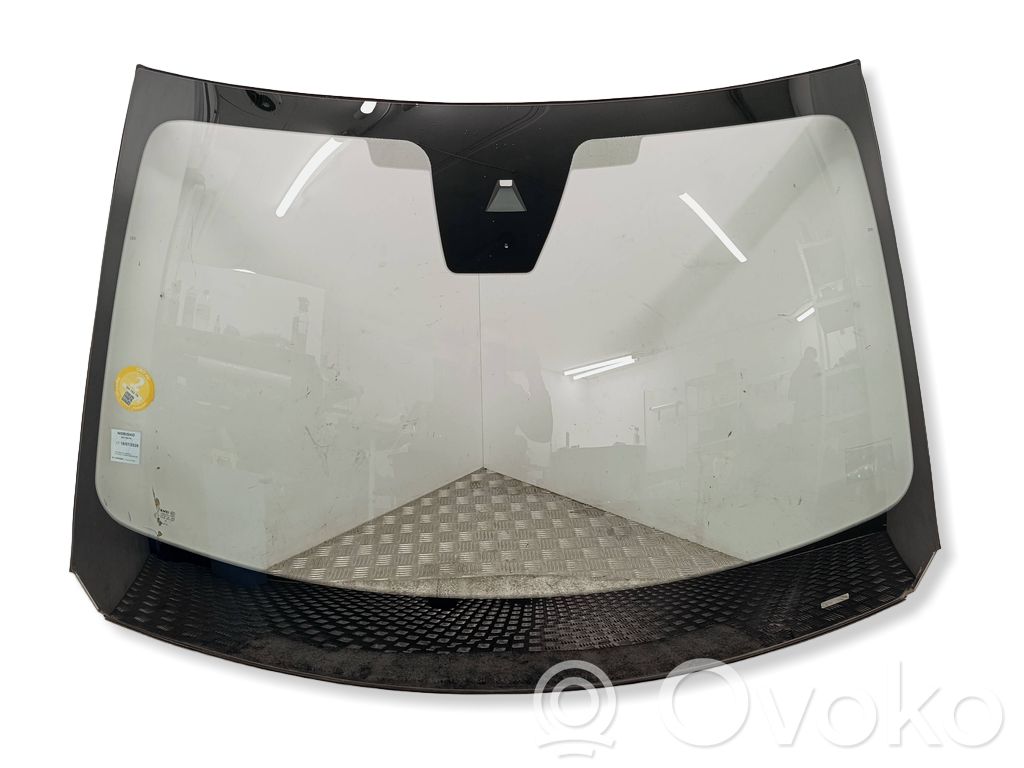 Front windscreen/windshield window   43R001531,DOT563AS1M848