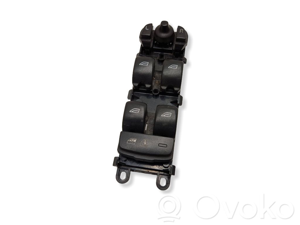 Volvo V70 Electric window control switch 
