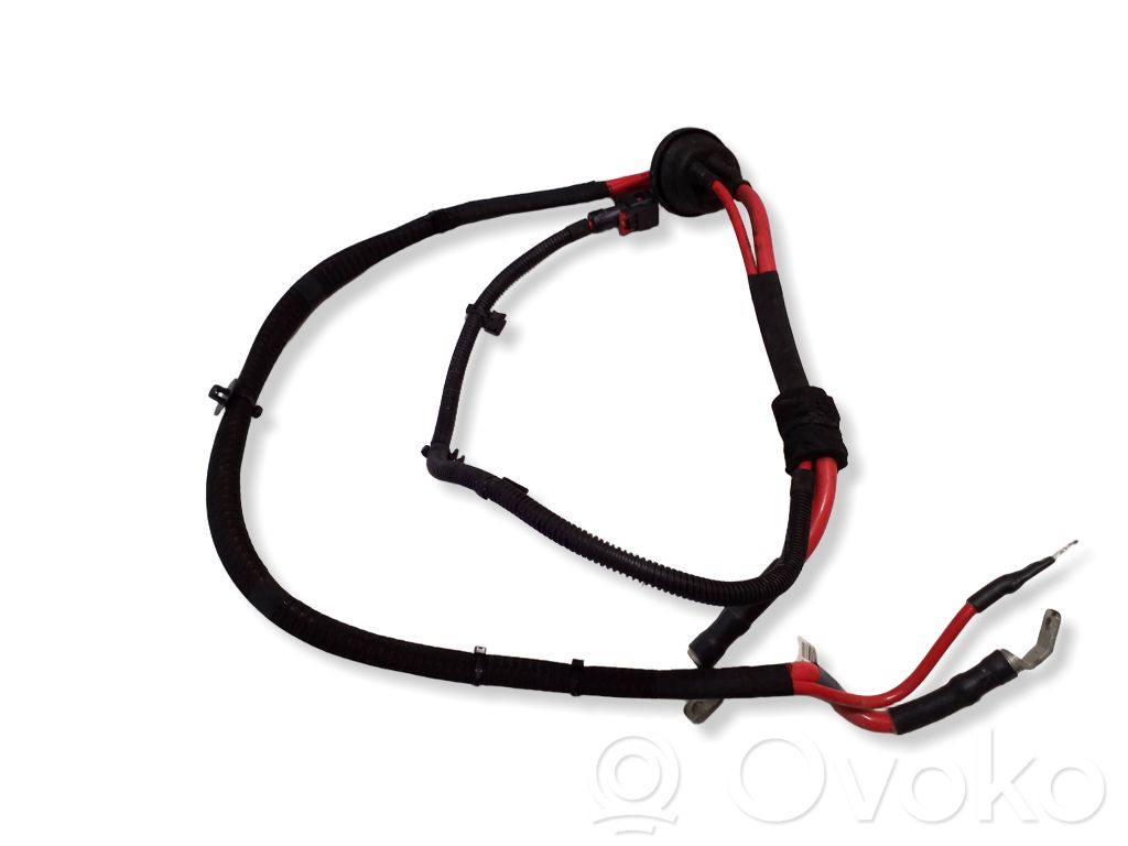 Volkswagen Touareg III Positive cable (battery) 