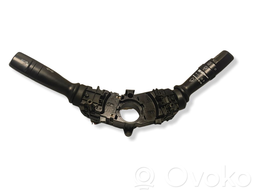 Hyundai i40 Interruptor/palanca de limpiador de luz de giro 