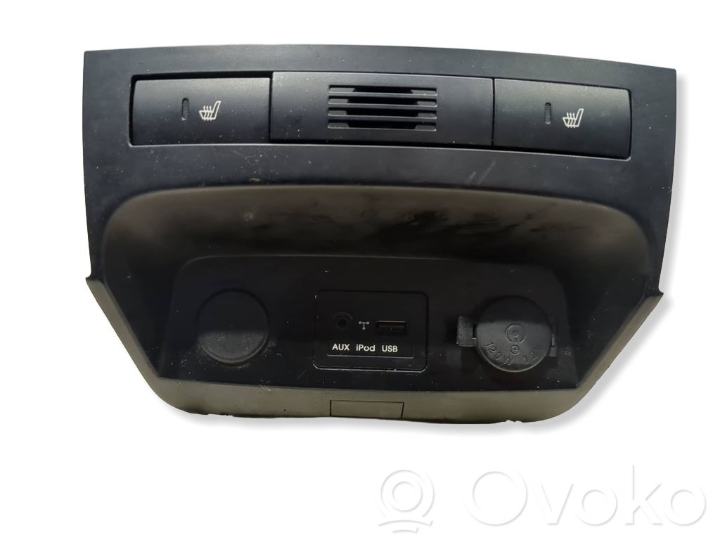 KIA Sorento Cigarette lighter trim 