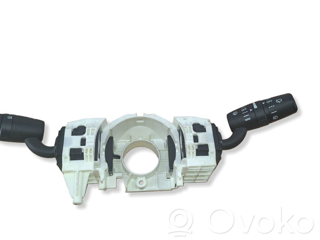 Mazda 6 Wiper turn signal indicator stalk/switch 