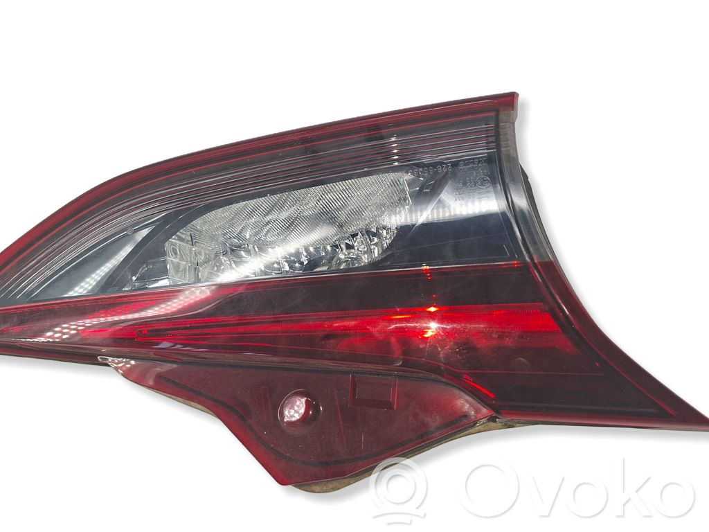 Mazda 6 Galinis žibintas dangtyje 