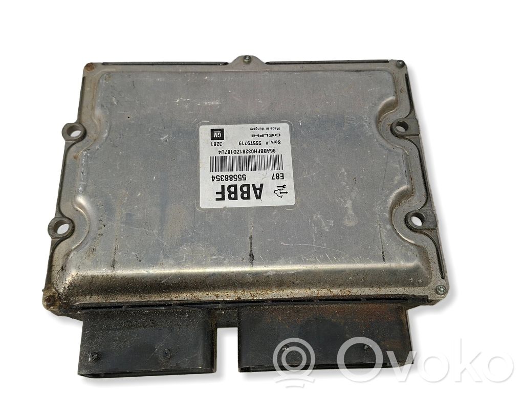 Opel Meriva B Engine control unit/module 