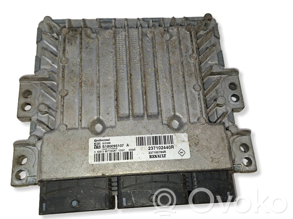 Dacia Duster Engine control unit/module 