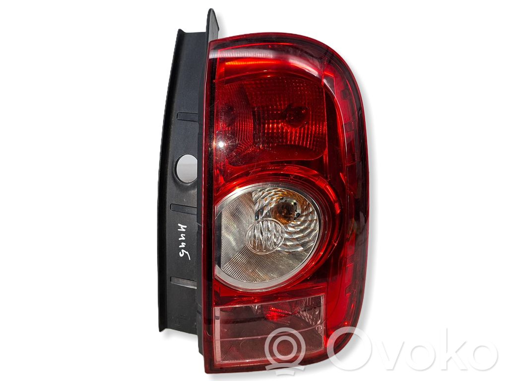 Dacia Duster Rear/tail lights 