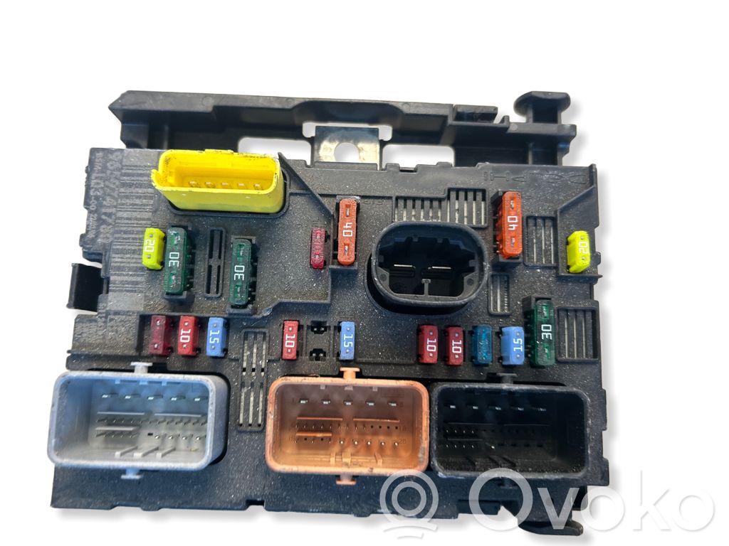 Citroen C3 Fuse module 