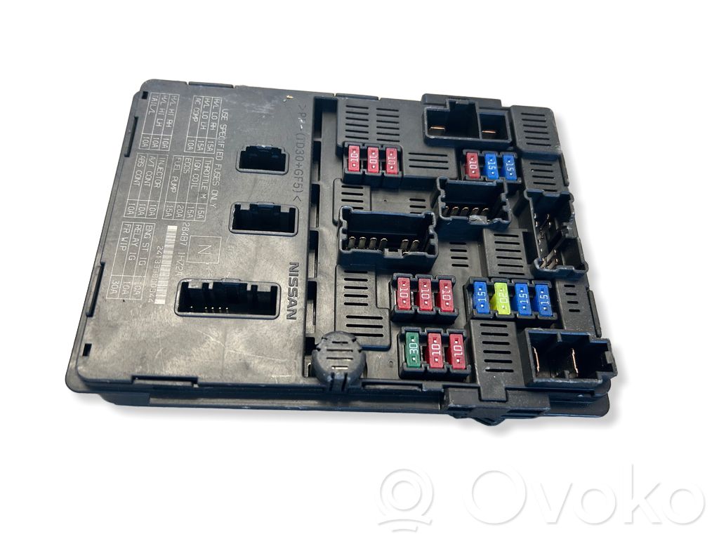 Nissan Note (E12) Fuse module 