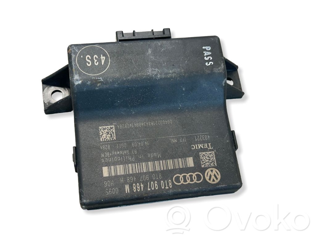Audi A5 8T 8F Gateway control module 