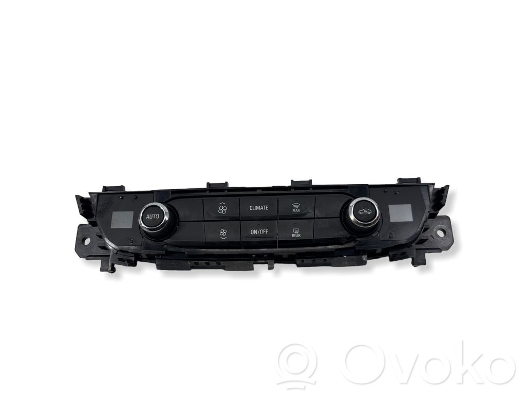 Opel Insignia B Climate control unit 