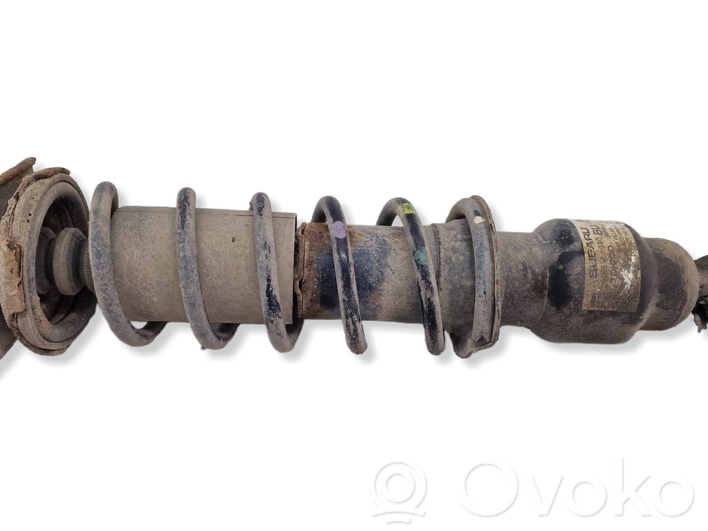 Subaru Outback Aizmugurē amortizators ar atsperi 