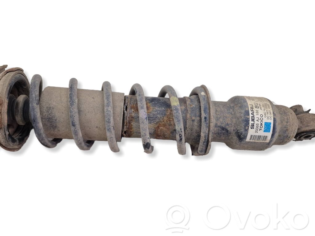 Subaru Outback Aizmugurē amortizators ar atsperi 