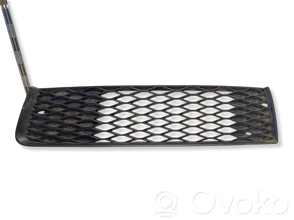 Audi Q7 4L Front bumper lower grill 