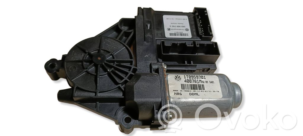 Volkswagen Caddy Silnik regulatora szyby drzwi przednich 