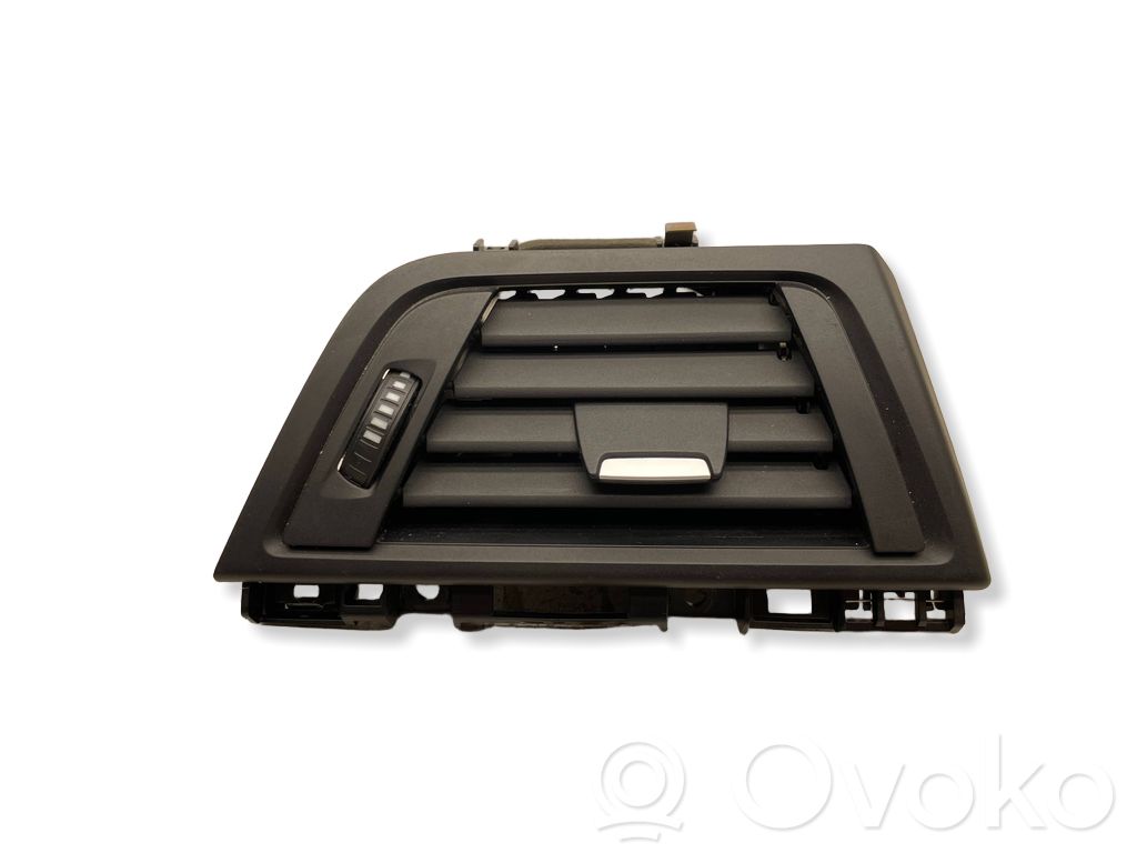 BMW 3 F30 F35 F31 Moldura protectora de la rejilla de ventilación lateral del panel 