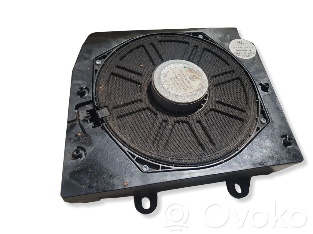 BMW X3 E83 Altavoz subwoofer 