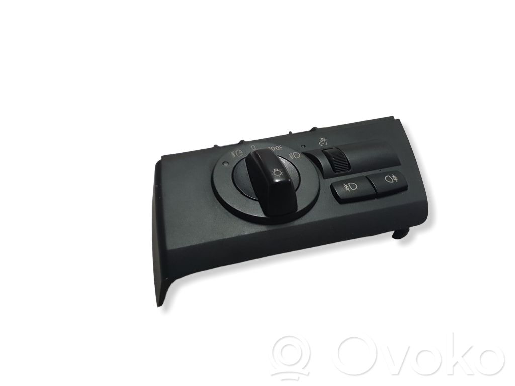 Light switch   3415105,046209,531096874