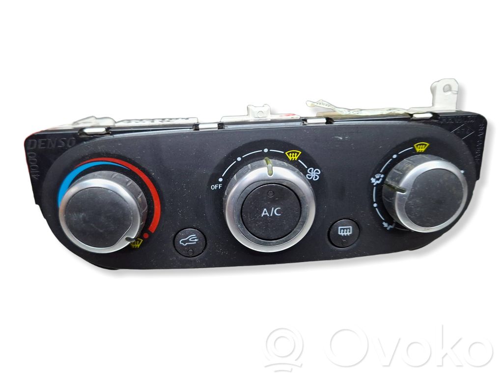 Renault Captur Climate control unit 