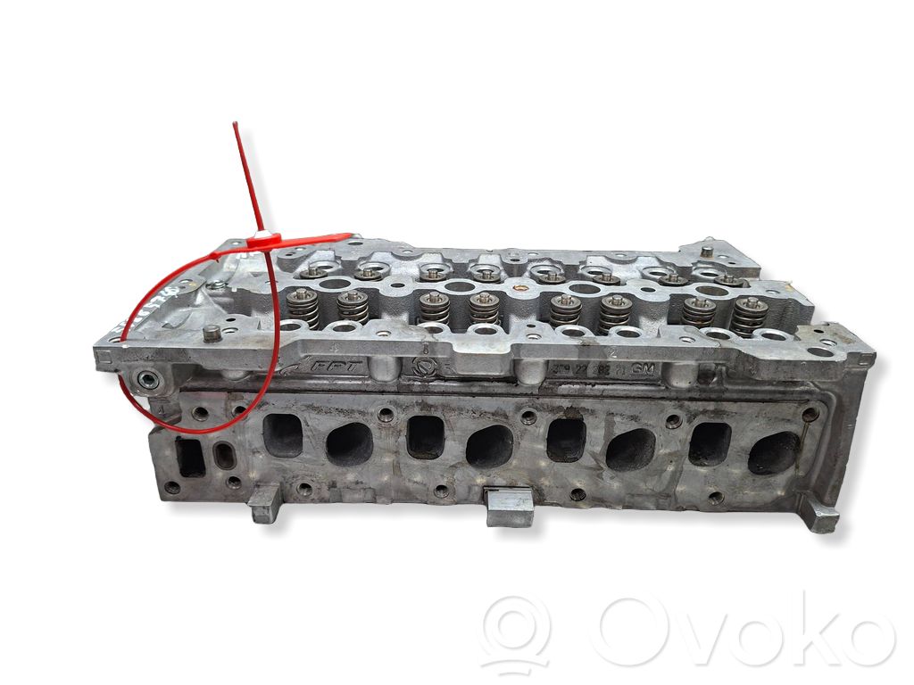 Opel Corsa E Engine head 