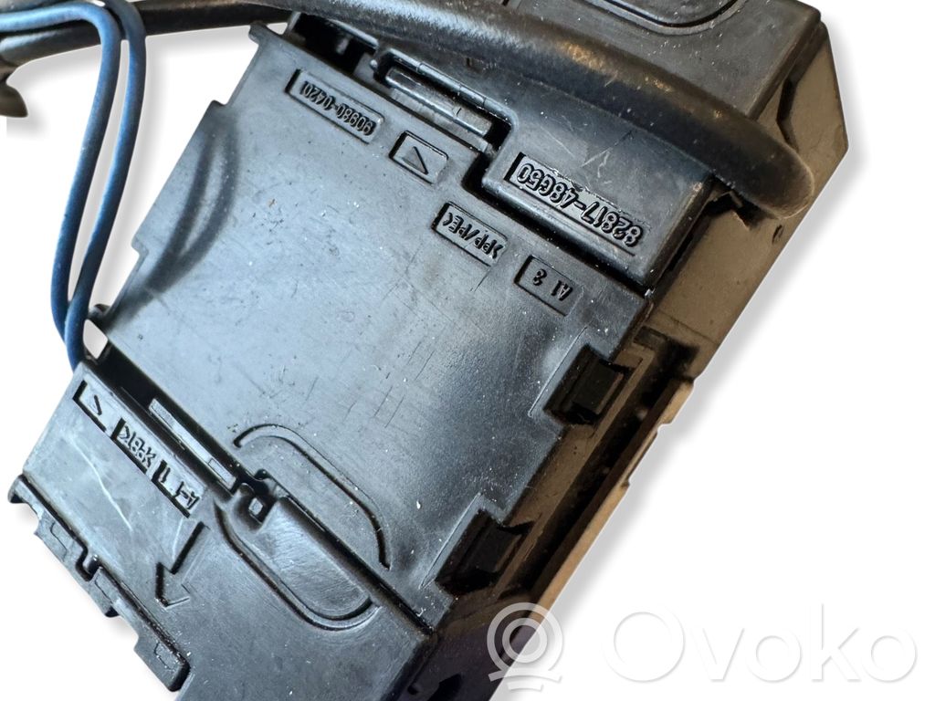 Toyota Auris E180 Voltage converter inverter 