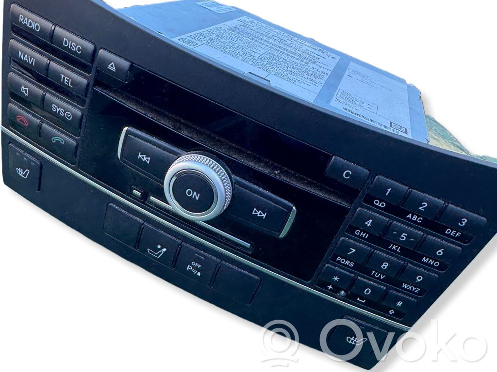 Mercedes-Benz E W212 Panel / Radioodtwarzacz CD/DVD/GPS 