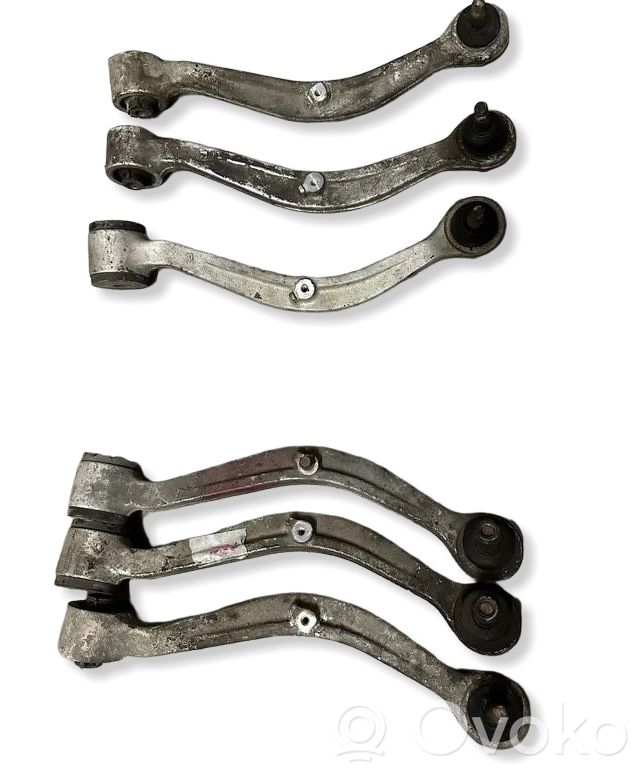 Mitsubishi Lancer Evolution Querlenker hinten 
