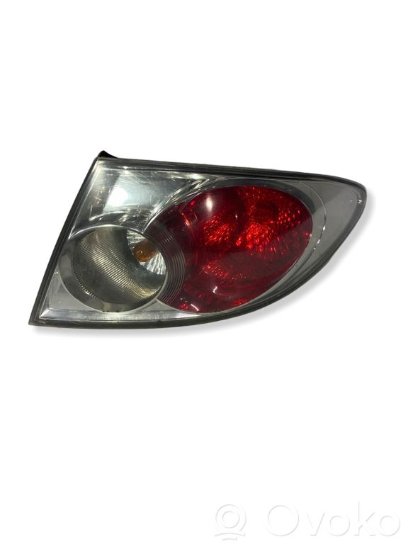 Mazda 6 Aizmugurējais lukturis virsbūvē 