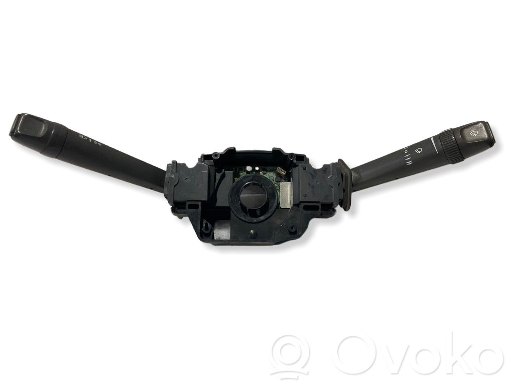 Volvo V70 Wiper turn signal indicator stalk/switch 