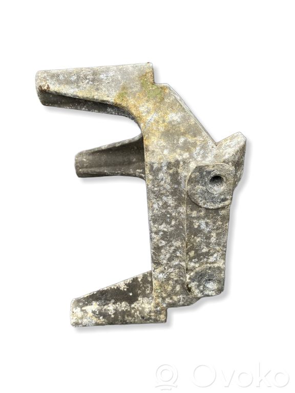 Opel Corsa C Engine mounting bracket 