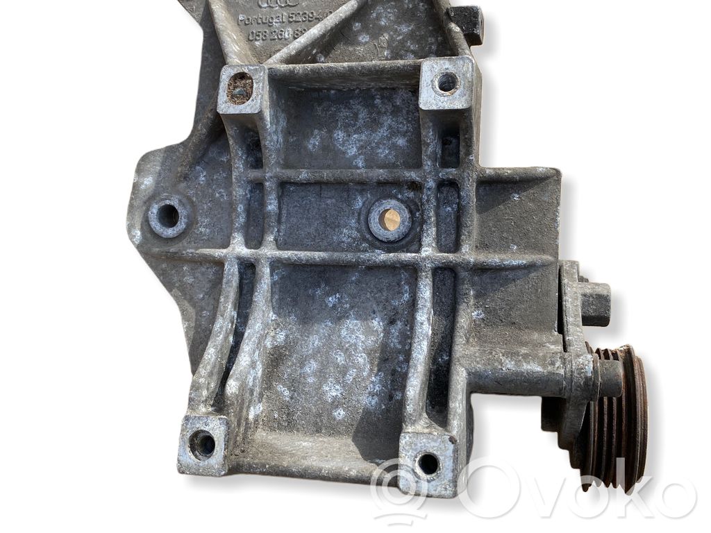 Audi A6 S6 C5 4B Engine mounting bracket 