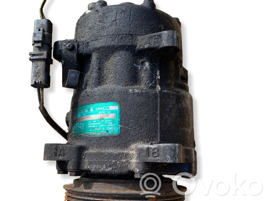 Peugeot 307 Air conditioning (A/C) compressor (pump) 