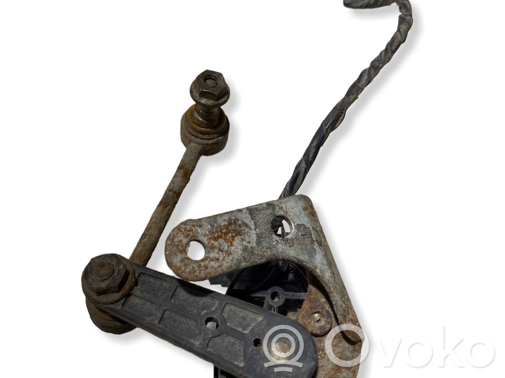 Headlight/headlamp level sensor   1093698,429904