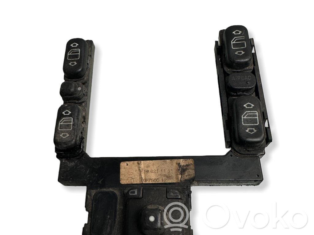 Mercedes-Benz E W210 Electric window control switch 