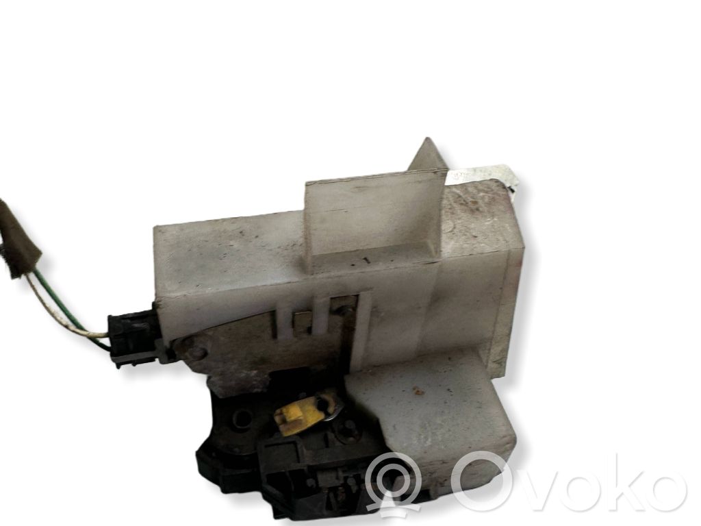 Renault Megane I Front door lock 