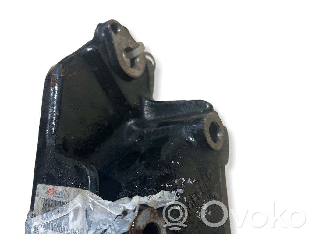 Engine mounting bracket   1301060080