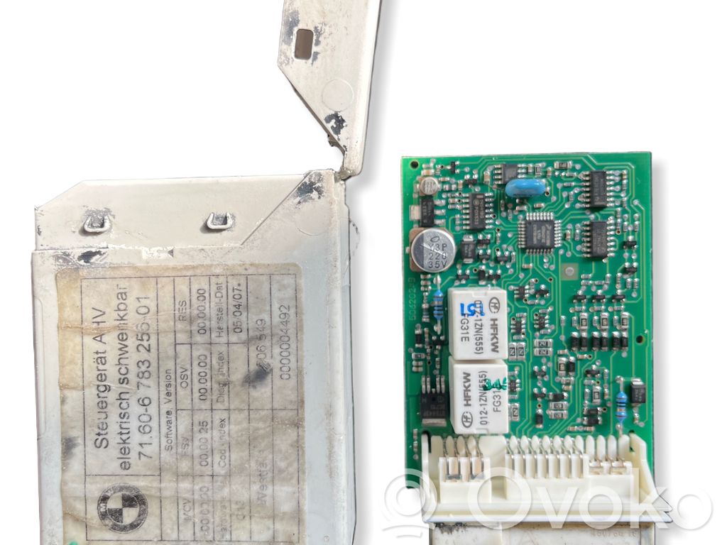 BMW 5 E60 E61 Piekabes āķa vadības bloks 