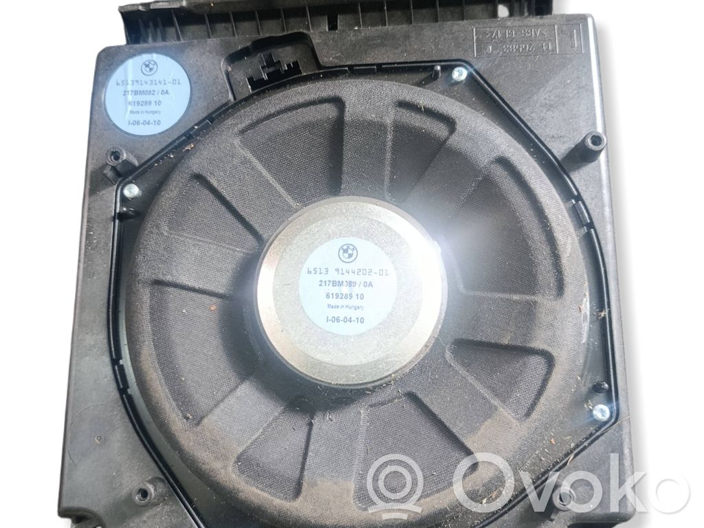 BMW 5 E60 E61 Subwoofer 
