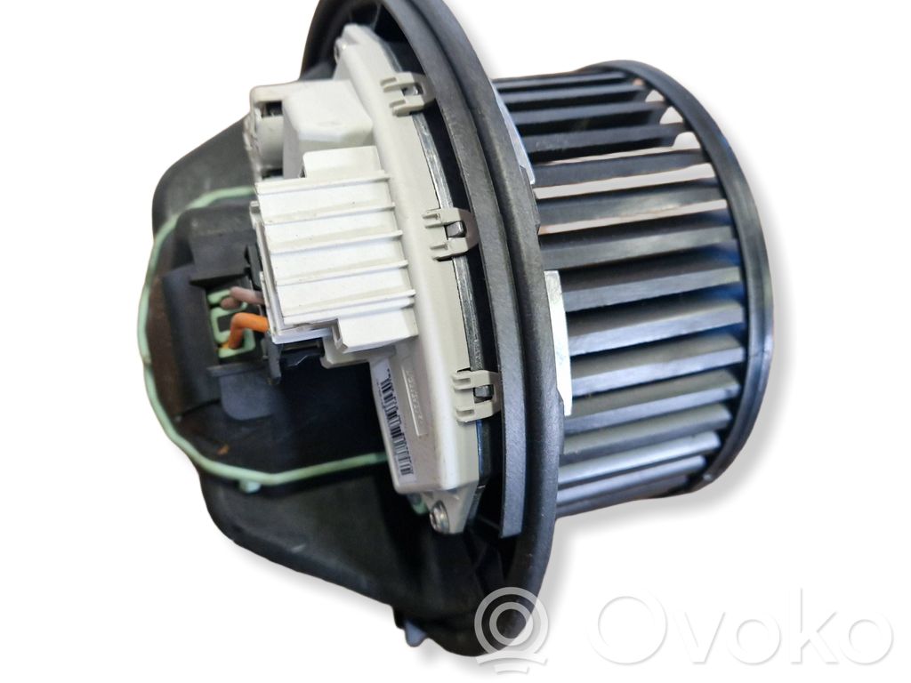 Mazā radiatora ventilators   9227670,9265892