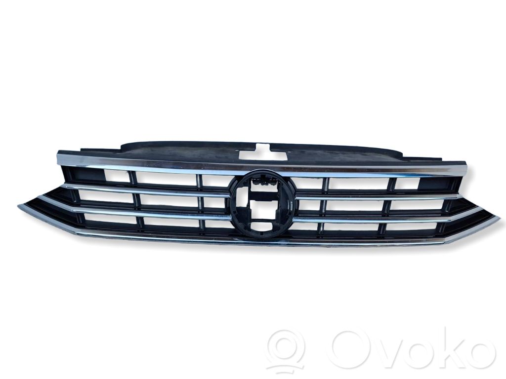 Volkswagen PASSAT B8 Maskownica / Grill / Atrapa górna chłodnicy 