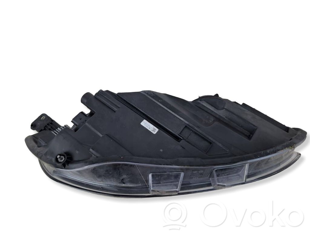 Ford Focus Headlight/headlamp 