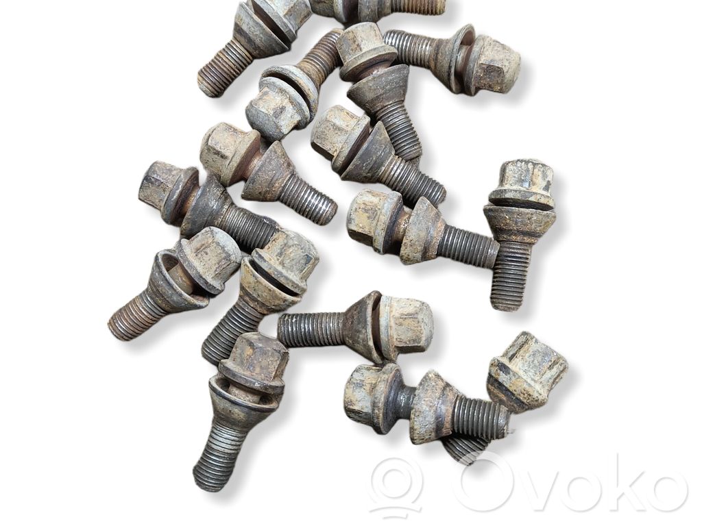 Tuercas/tornillos